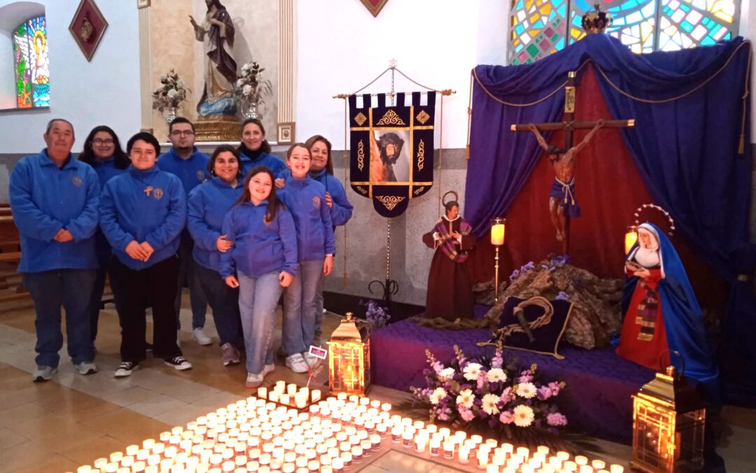 Ofrenda de velas al Cristo del Perdón y Ntra. Sra. de la Misericordia de la Parroquia San Miguel Arcángel de Peñarroya-Pueblonuevo