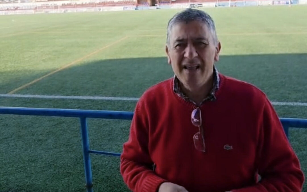 El estadio Casas Blancas, símbolo del abandono: Izquierda Unida denuncia décadas de dejadez y exige una reforma urgente”