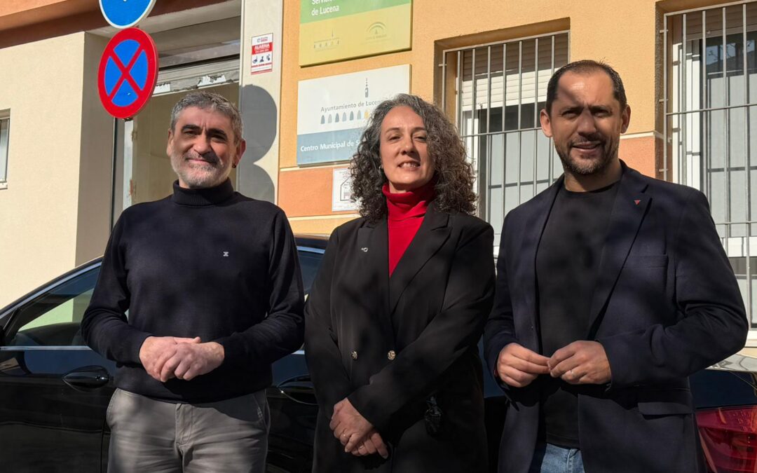 Por Andalucía denuncia en Lucena el colapso de la dependencia en Andalucía y reclama reforzar plantillas y apostar por la gestión pública