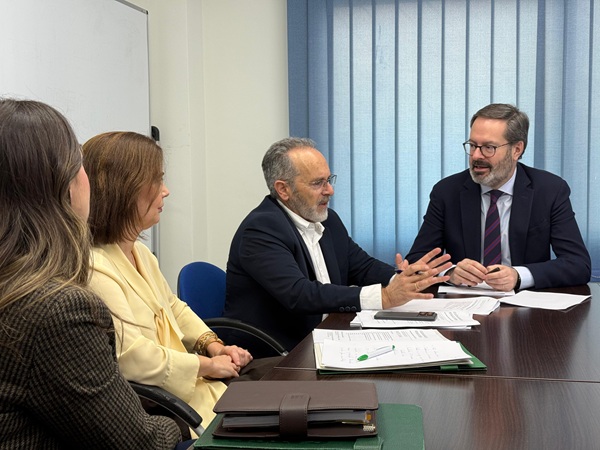 SATSE reclama aumentar en 250 las enfermeras en la provincia durante una reunión con el PP de Córdoba