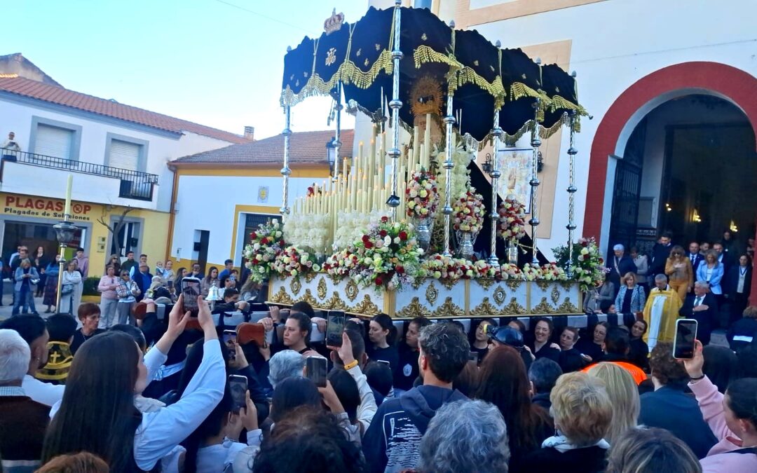 La Semana Santa arranca en Peñarroya-Pueblonuevo con la salida de Nuestra Señora de los Dolores