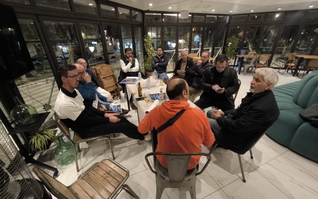 La Liga de Tenis impulsa el futuro del tenis en Peñarroya-Pueblonuevo con una sesión informativa abierta