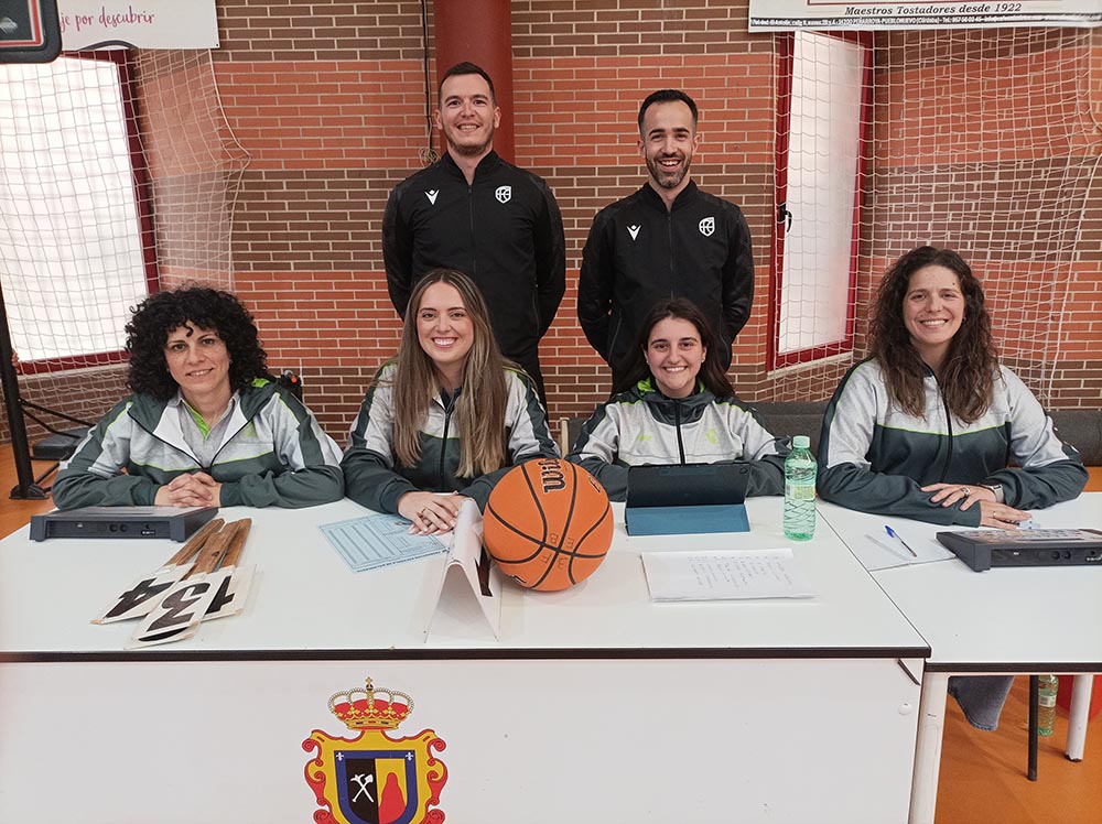 Mesa y Árbitros Peñarroya Aljaraque (69-71) 11-04-26