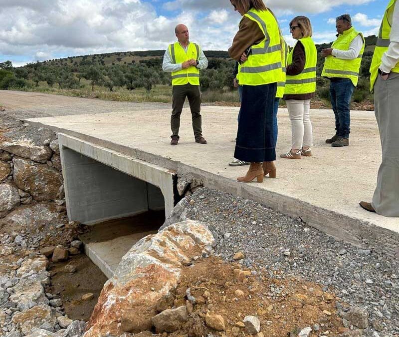 La Diputación de Córdoba actúa en la CO-7405 para reparar los daños del temporal y mejorar la conexión entre municipios