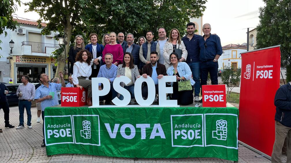 Ángeles Heras y Silvia Mellado arropan al PSOE del Guadiato en Peñarroya