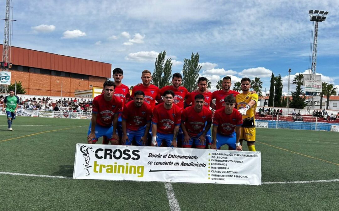 El Peñarroya Pueblonuevo C.F. complica sus opciones de ascenso tras caer por la mínima ante el Almodóvar del Río C.F. en la ida de la final del play-off
