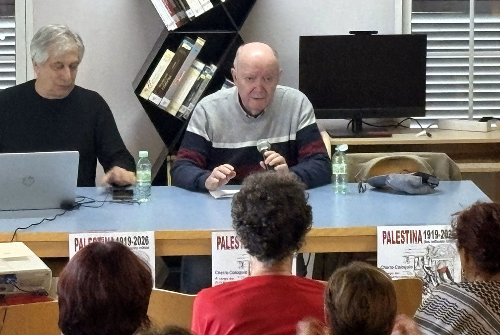 Eloy Martín Corrales aborda en Peñarroya-Pueblonuevo las raíces históricas del conflicto palestino en una conferencia organizada por la Asociación Peña Roja