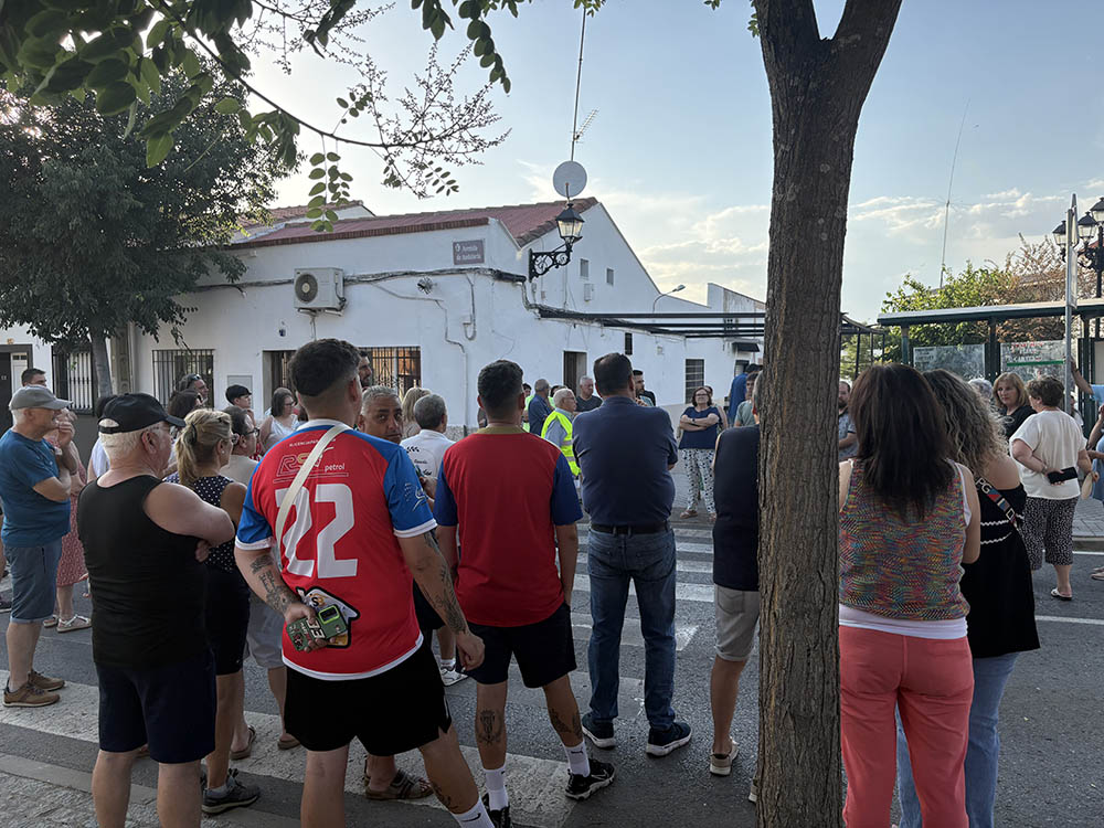 Los vecinos de Los Cuarteles vuelven a movilizarse (1)
