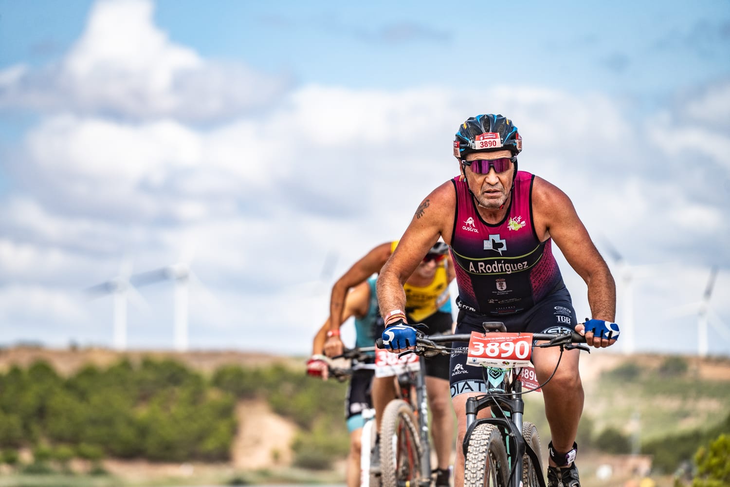 El C.D. Triatlón Guadiato brilla a nivel nacional e internacional con destacados resultados en los Campeonatos de España y Europa