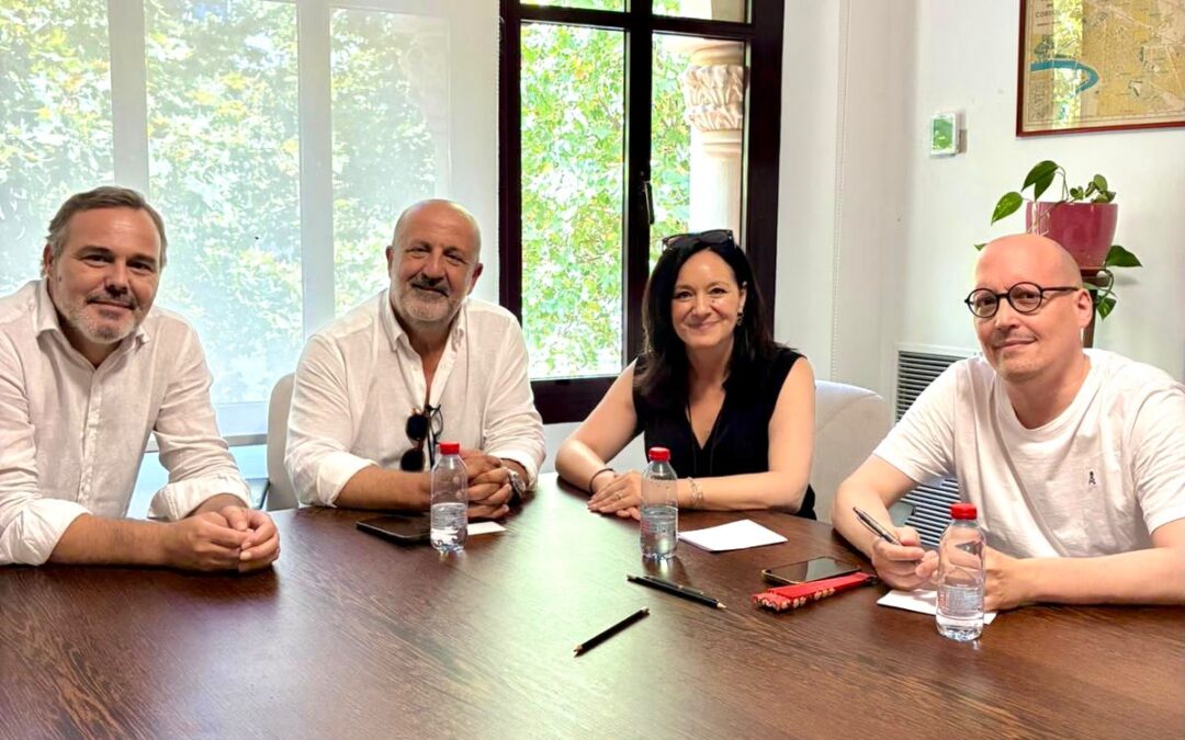 El PSOE y el Colegio de Arquitectos de Córdoba abogan por reforzar las políticas de vivienda y regeneración urbana