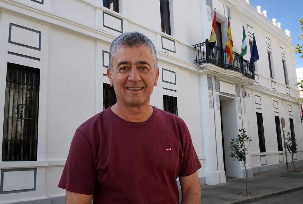 IU apoya los acuerdos del pleno extraordinario, pero critica el retraso en la subida salarial y reclama mayor rigor en la gestión económica