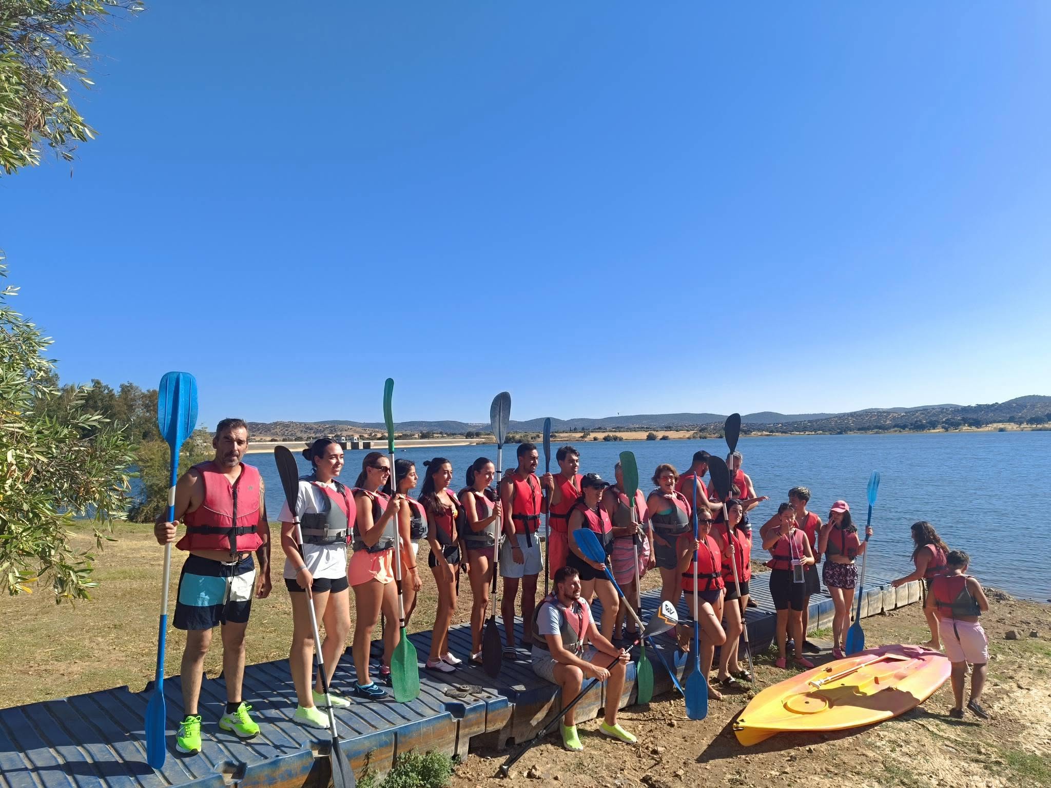 Las actividades náuticas inauguran las Fiestas de Doña Rama en Sierra Boyera