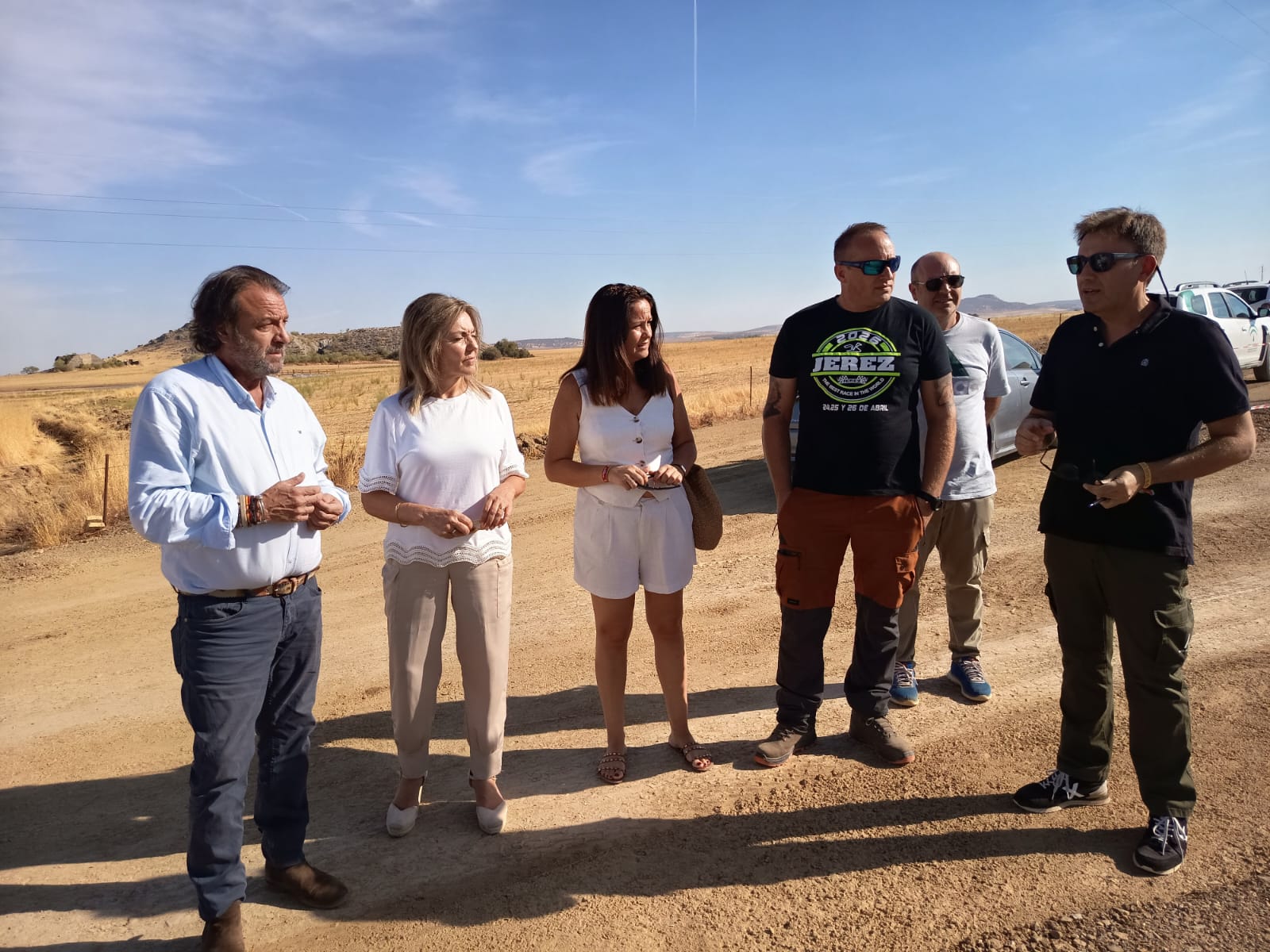 Ayuntamiento y Delegación Territorial visitan las mejoras realizadas en la vía pecuaria Cordel de Córdoba