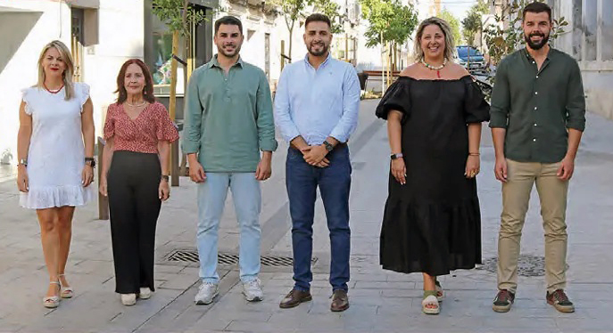 El PSOE tacha de “ficticios, improvisados y sin proyecto” los presupuestos de 2026 aprobados por Paterna y el PP
