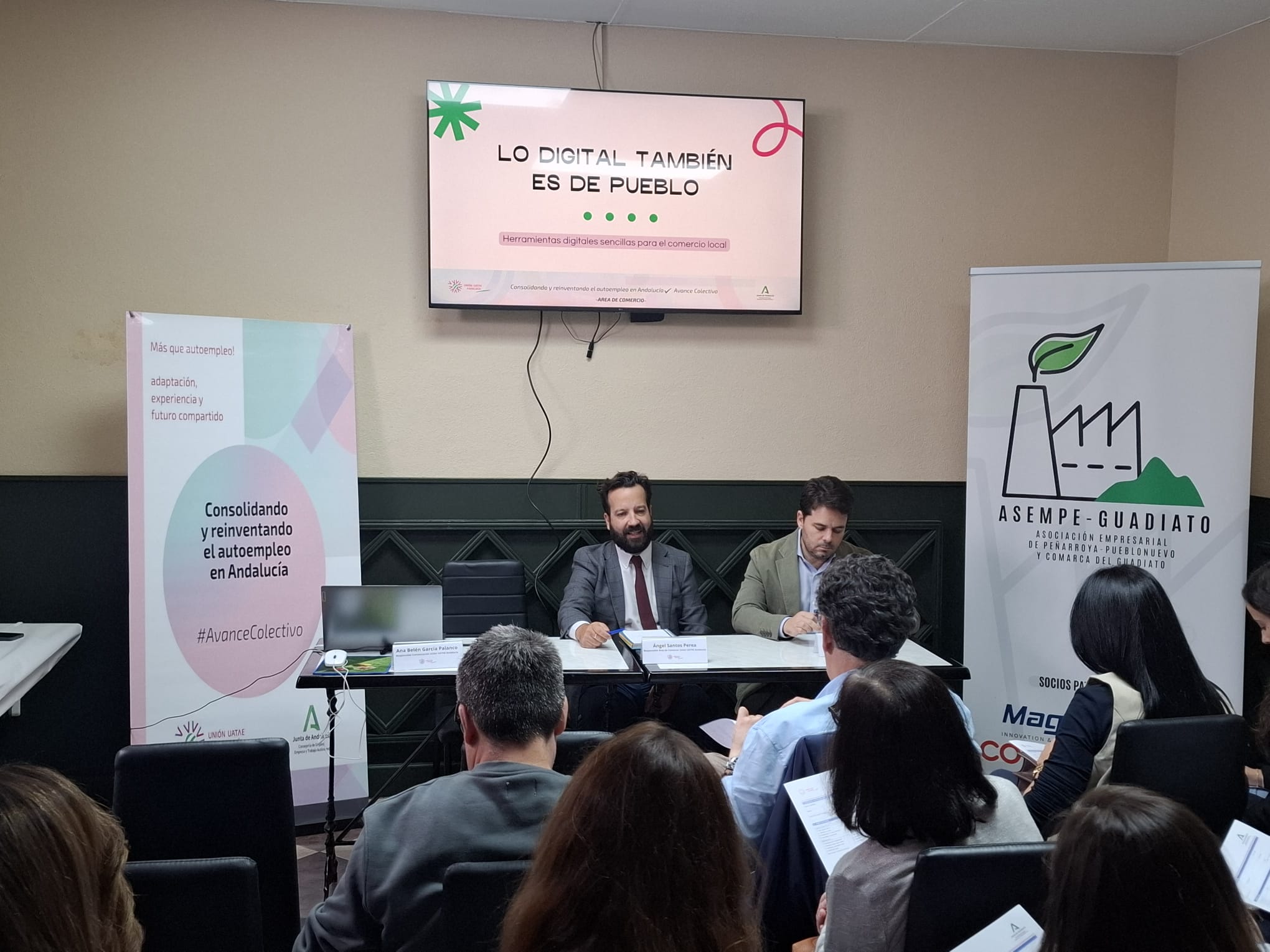 El comercio local se acerca a las herramientas digitales en una jornada de ASEMPE-GUADIATO