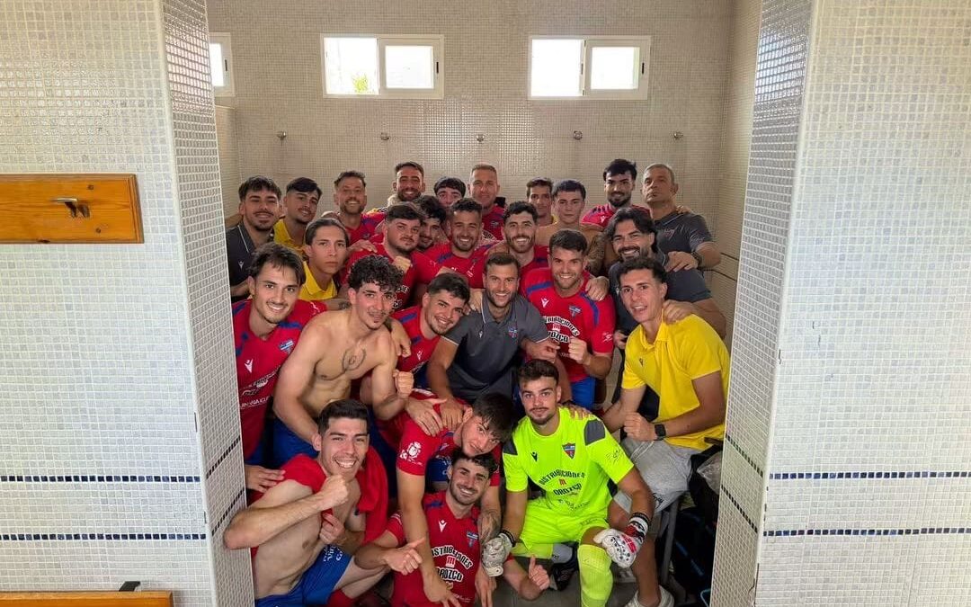 Durán guía al Peñarroya Pueblonuevo C.F. al liderato en solitario con una victoria ante el Atco. Villanueva F.B. (3-0)
